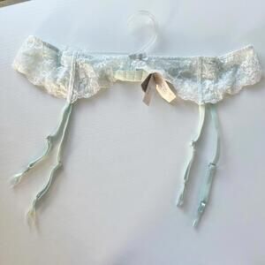 NWT Victoria's Secret VERY SEXY? Lace Garter Belt M/L Mint Green Pastel Lingerie